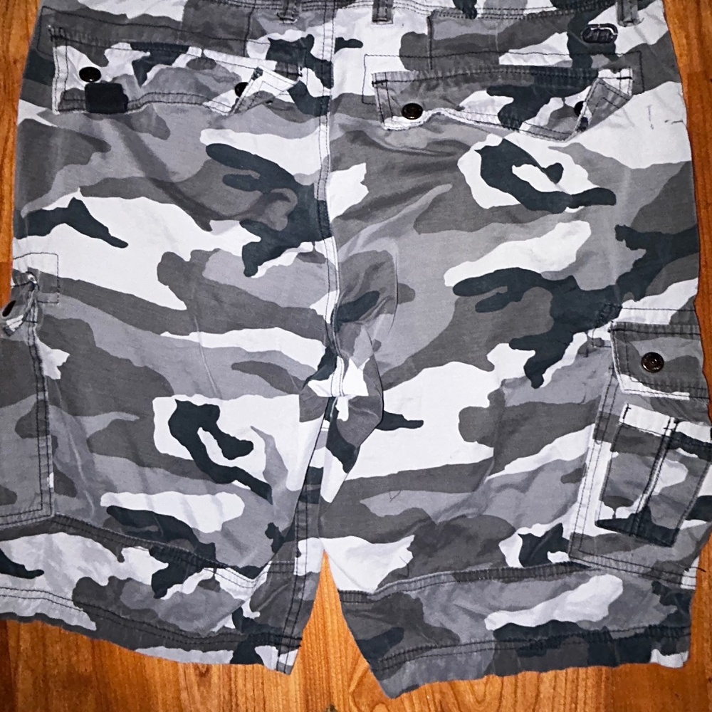 Y2k ecko utld jortsby2k embroidery aop camo